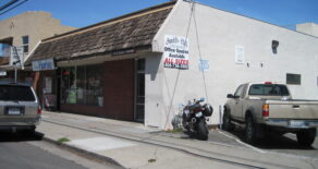 213 E. Maude